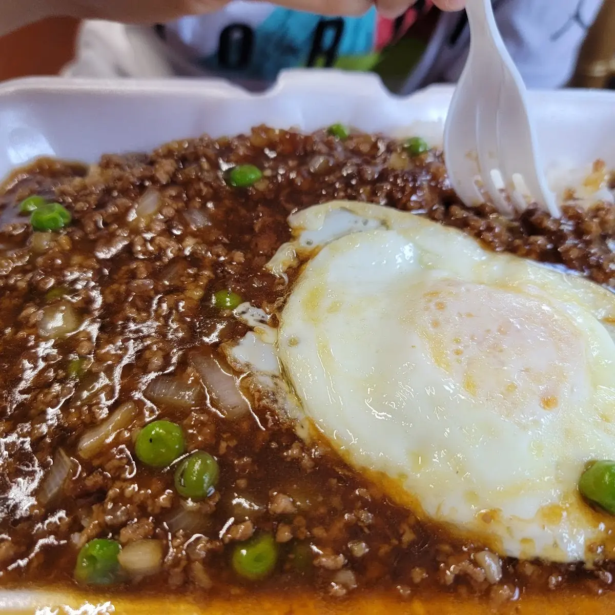 免治牛肉 minced beef and egg